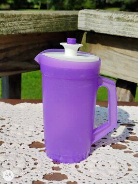 Tupperware Toys grape purple mini party set pitcher with classic push button lid